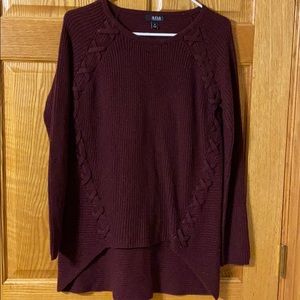 oversized maroon sweater
